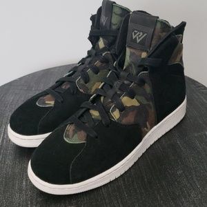 Nike Jordan size 6.5Y